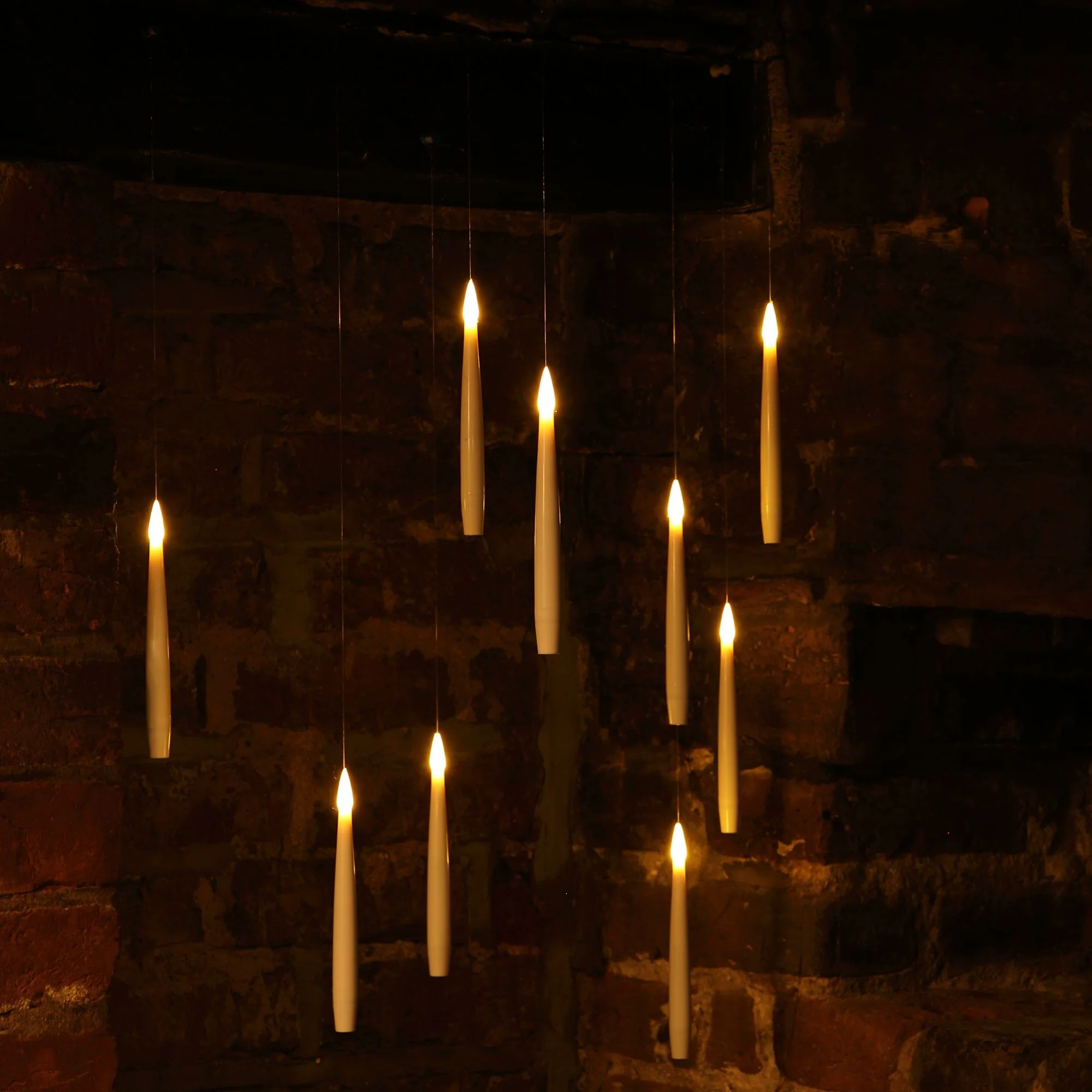 10 Floating White Candles with Magic Wand Controller Christmas Tree Lights - Image 3