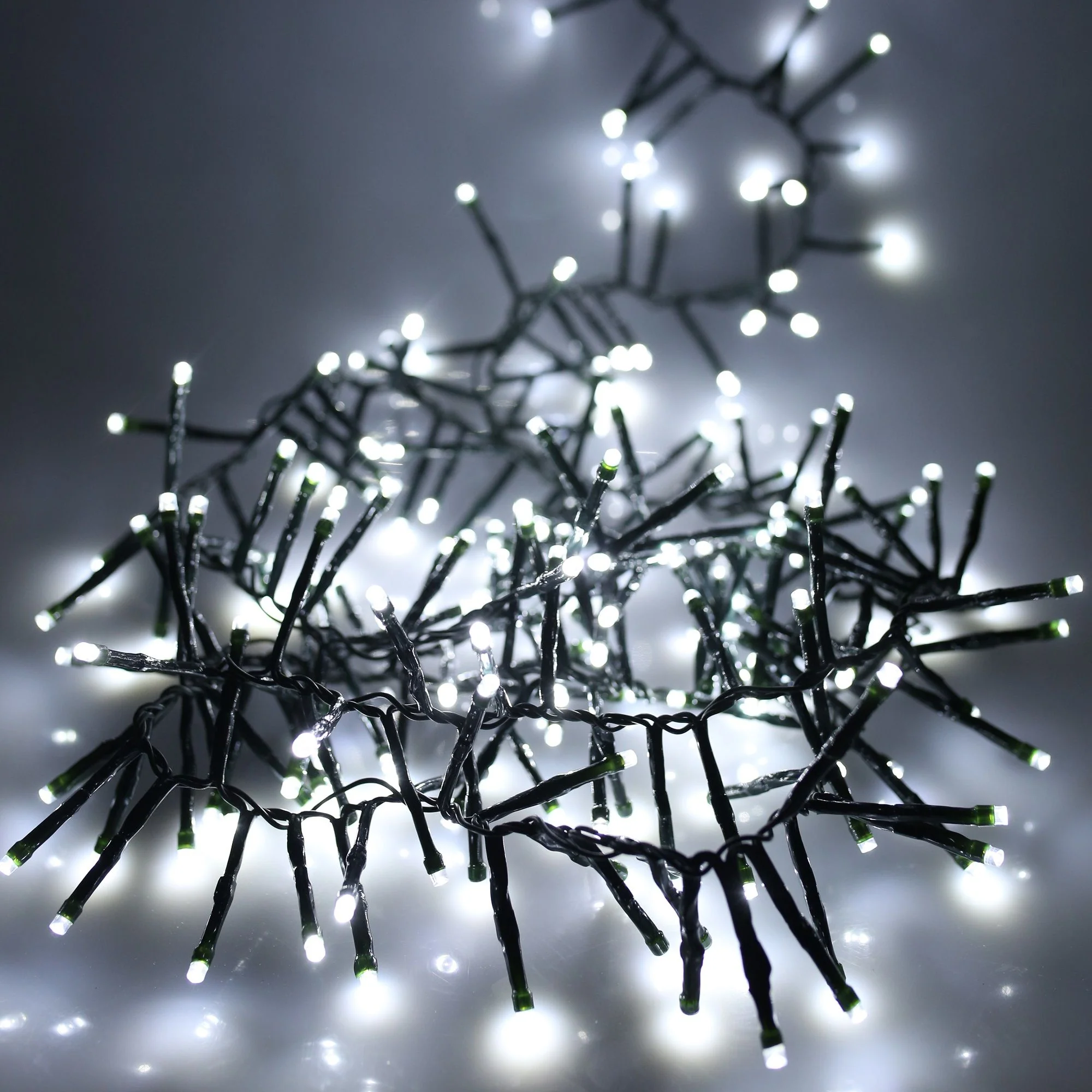360 White Fit & Forget Battery Powered LED Multi Action Cluster Light
