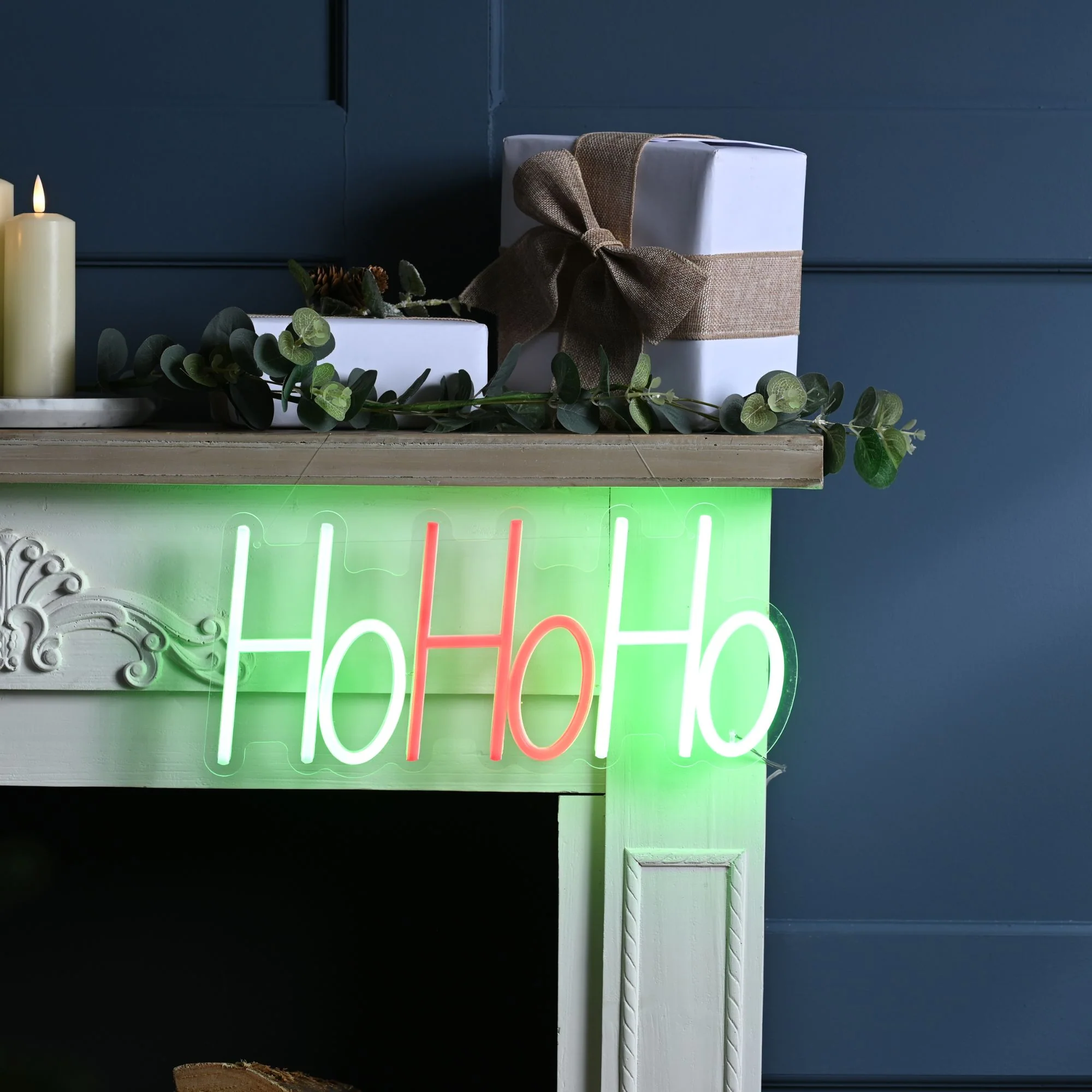 40cm Neon Flex HO HO HO LED Lit Christmas Sign - Image 2