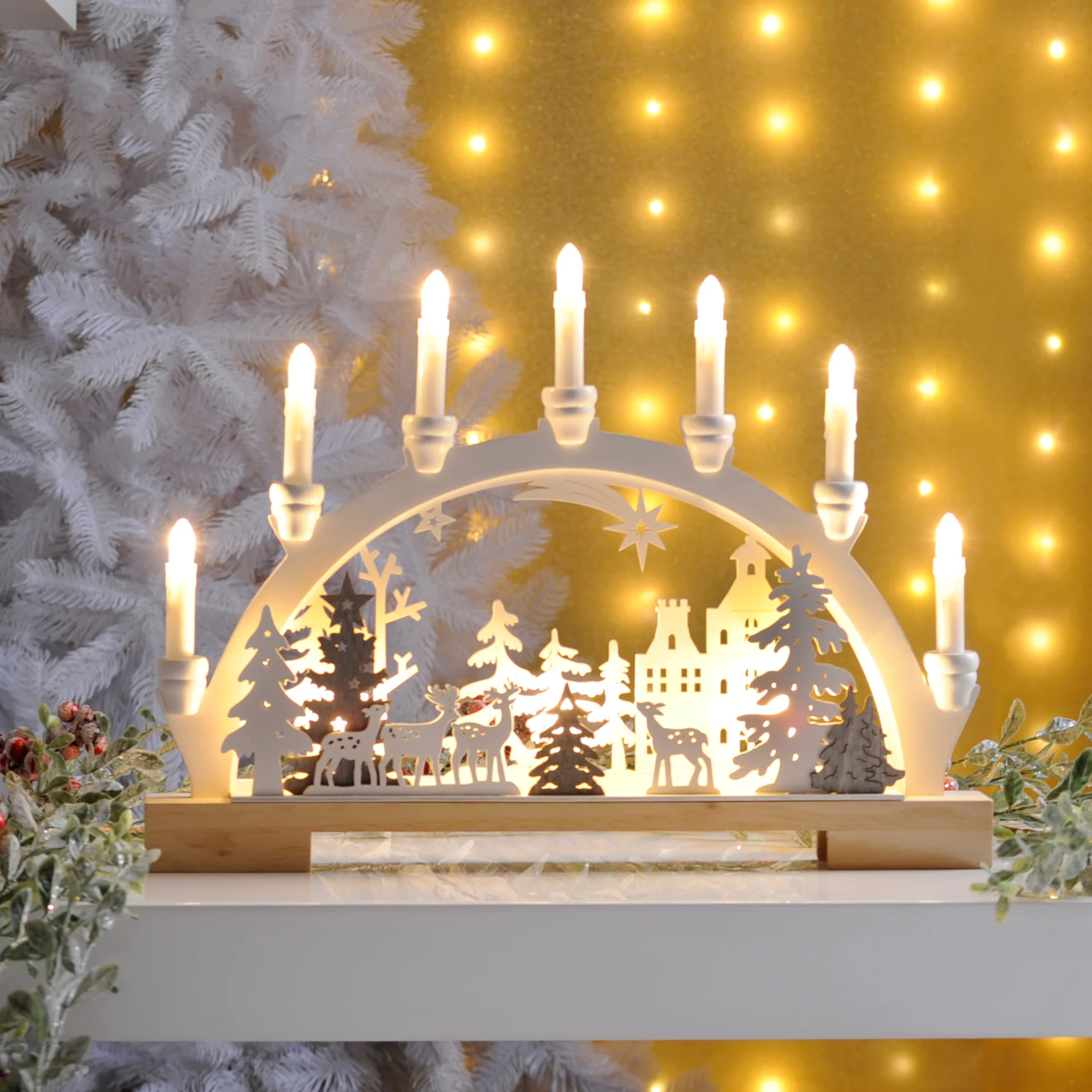 45cm White Reindeer Scene Christmas Candle Bridge