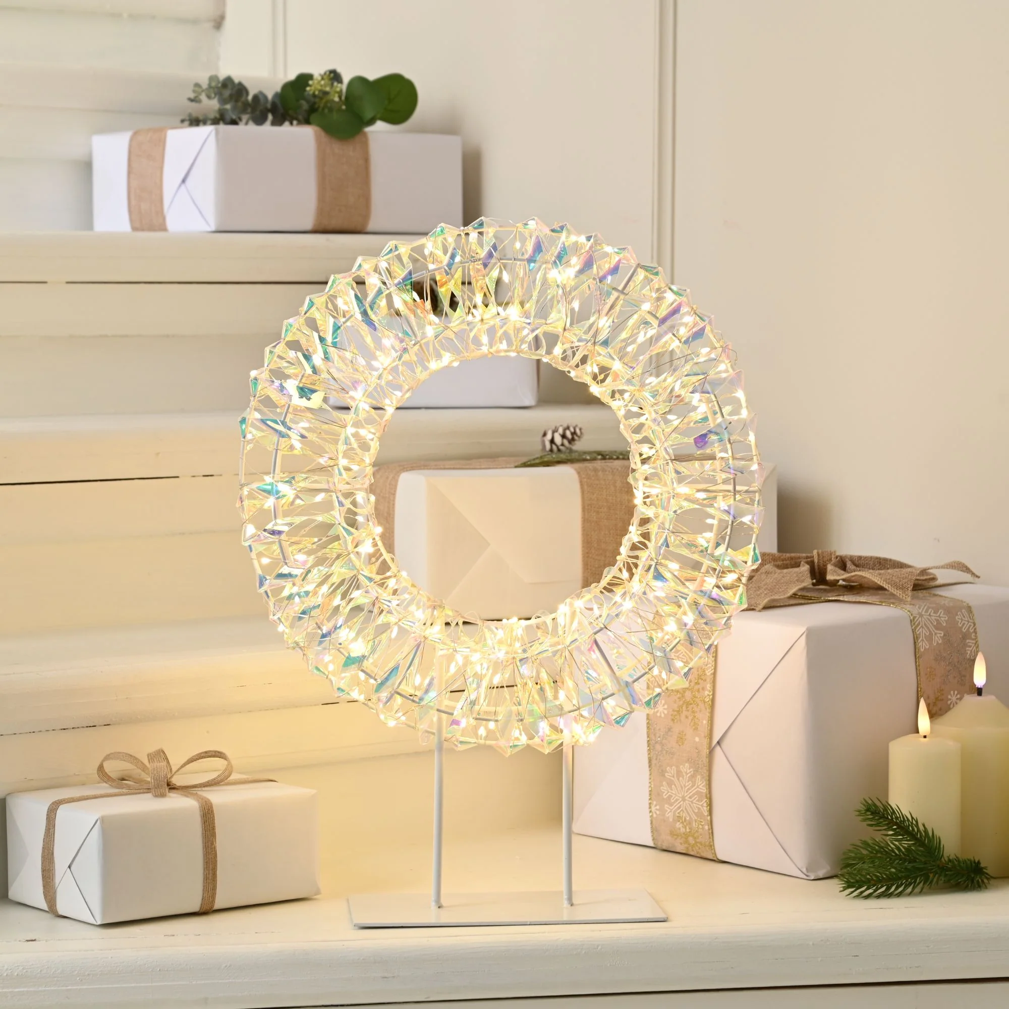 45cm White Christmas Shimmer Standing Wreath with 500 Warm White Micro LEDs