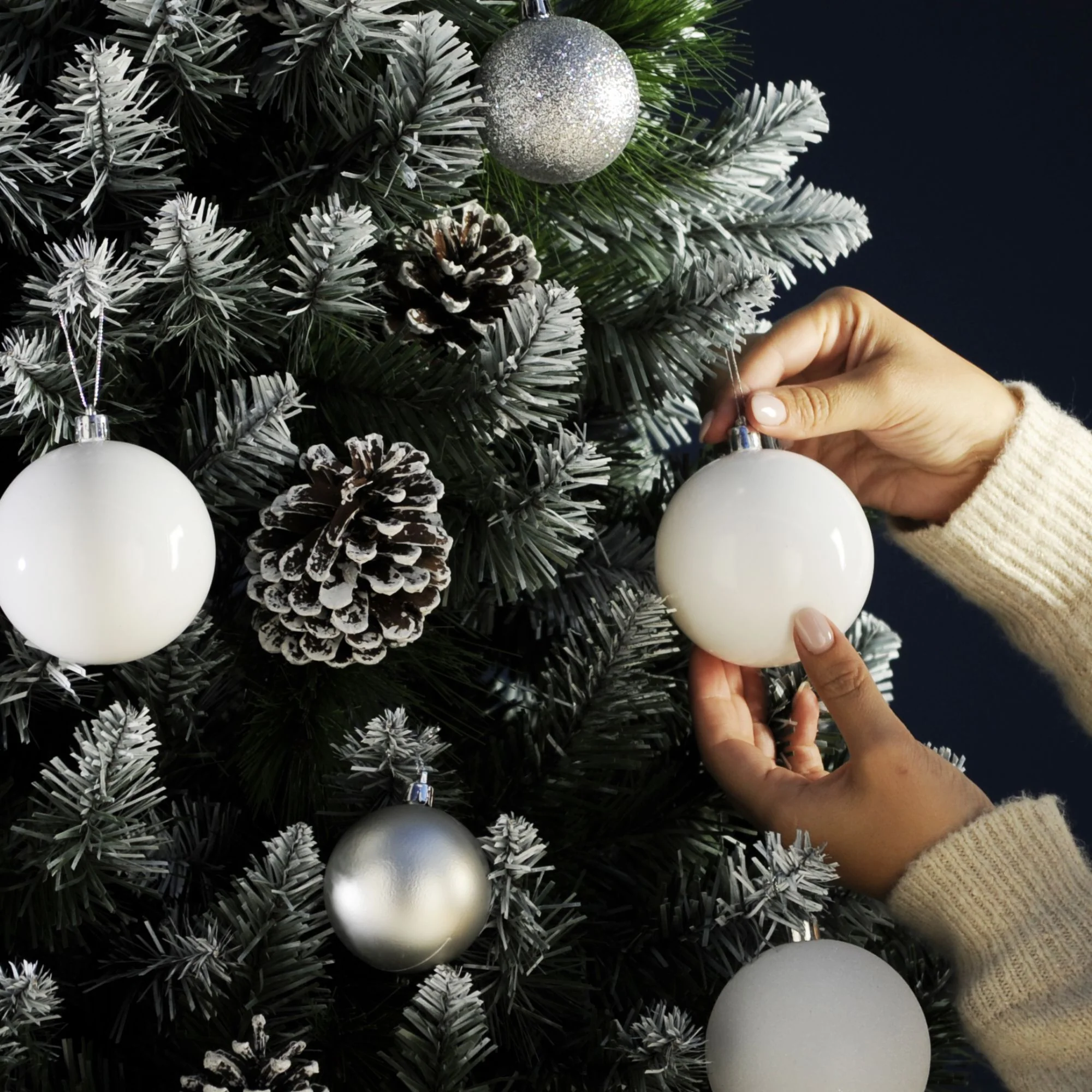 7ft Grand River Pine with Frosted Pinecones Artificial Christmas Tree - Image 3