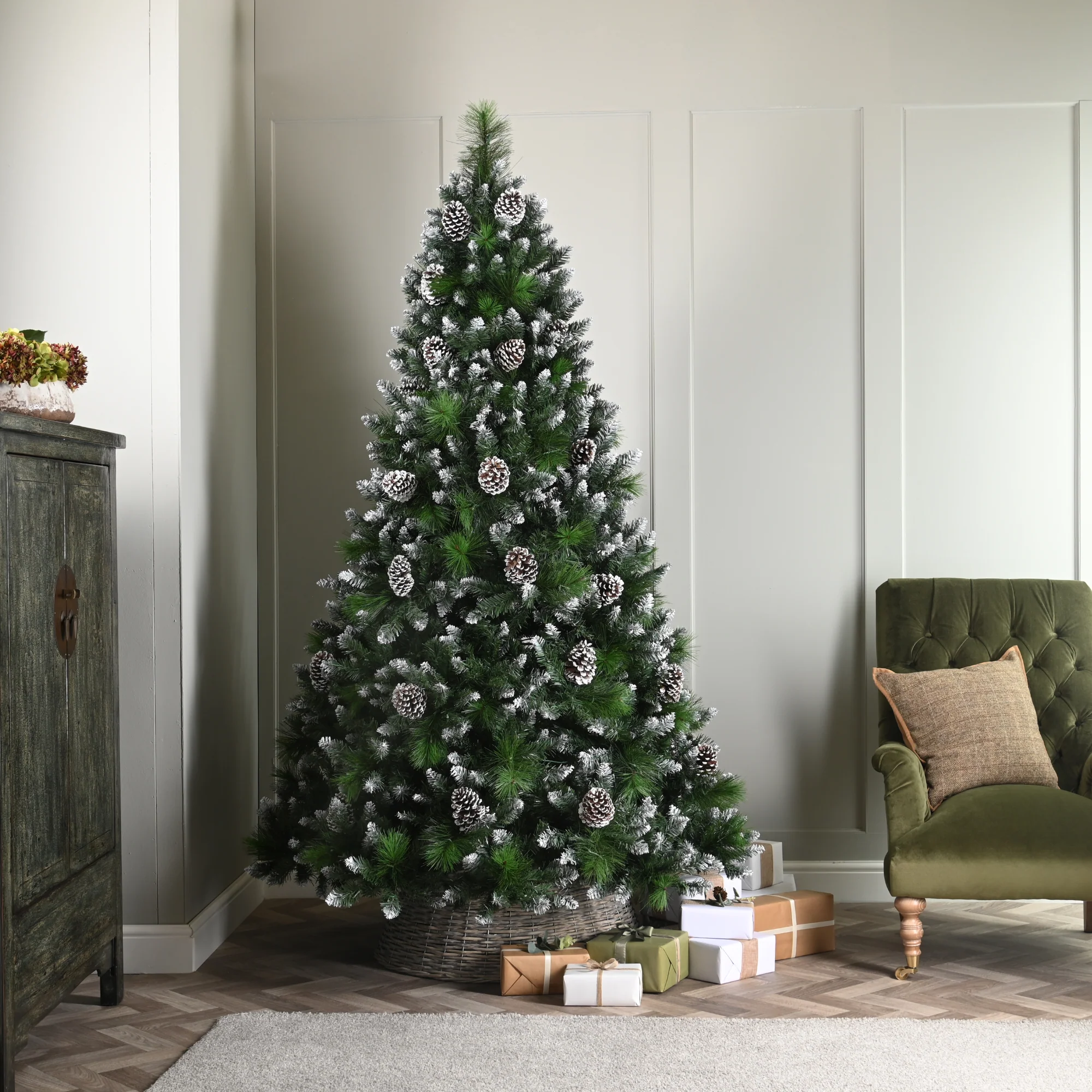 7ft Grand River Pine with Frosted Pinecones Artificial Christmas Tree - Image 5