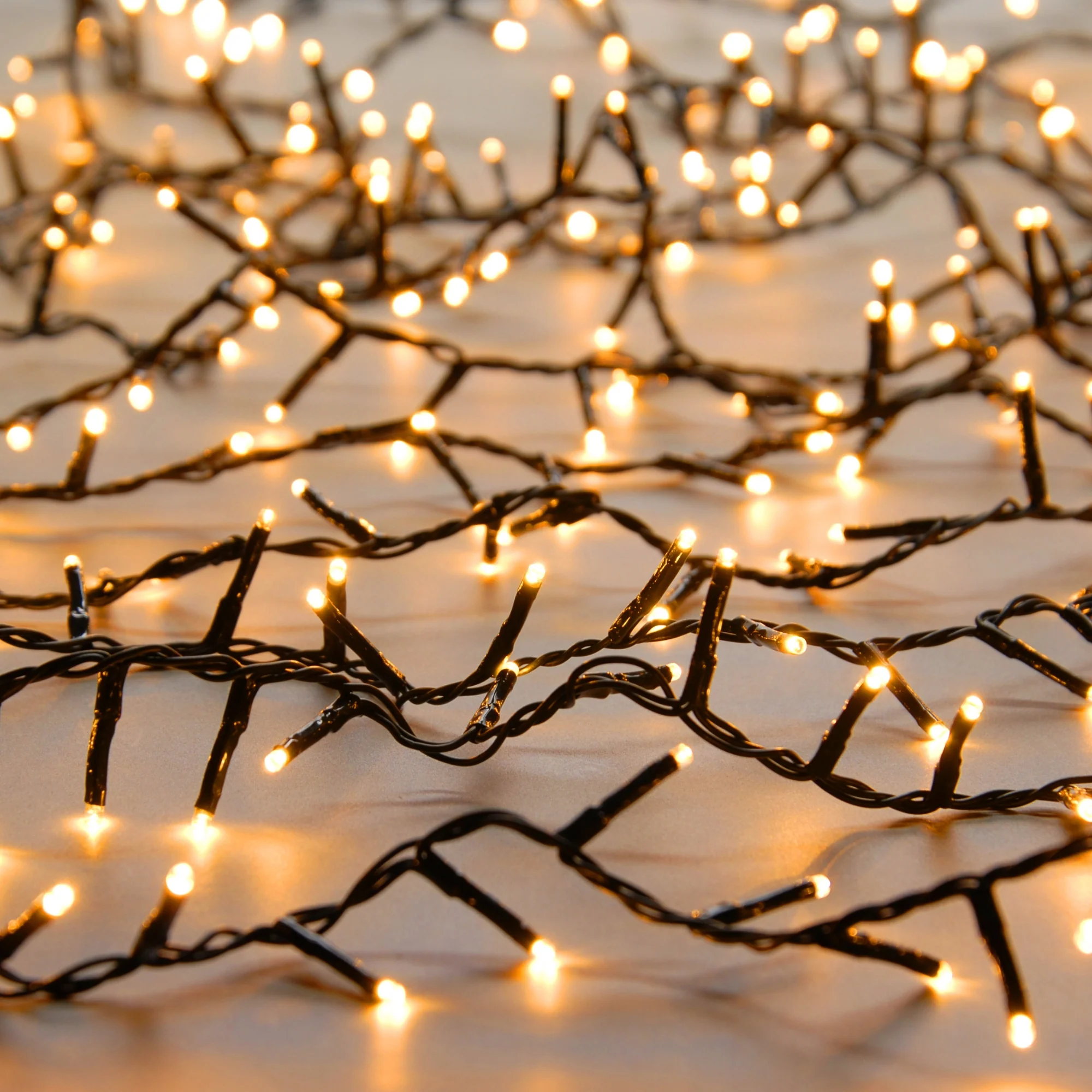 Set of 1000 Compact Antique Gold Christmas Lights - Image 2